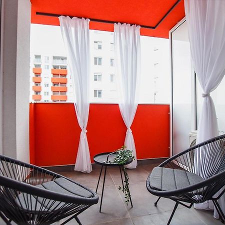Trendy Apartment Near City Center Oradea Ngoại thất bức ảnh