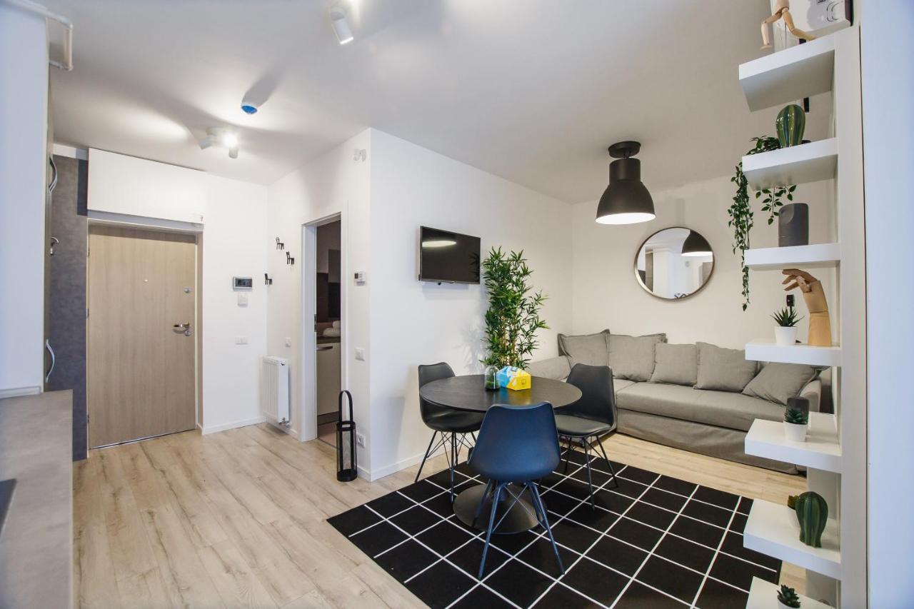 Trendy Apartment Near City Center Oradea Ngoại thất bức ảnh
