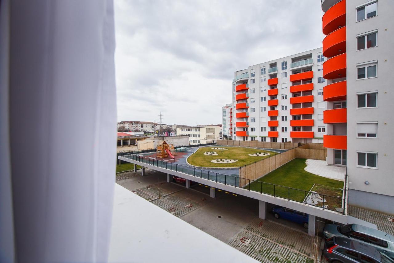 Trendy Apartment Near City Center Oradea Ngoại thất bức ảnh