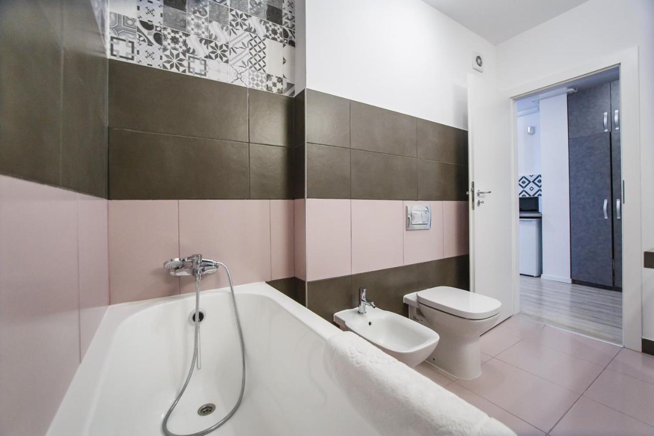 Trendy Apartment Near City Center Oradea Ngoại thất bức ảnh