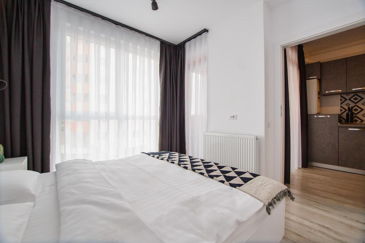 Trendy Apartment Near City Center Oradea Ngoại thất bức ảnh